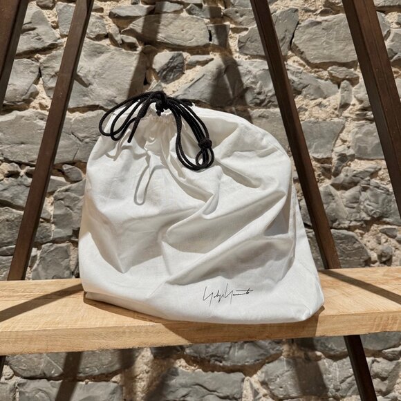 Yohji Yamamoto Black Crinkled Leather Crossbody Bag - Picture 14 of 14